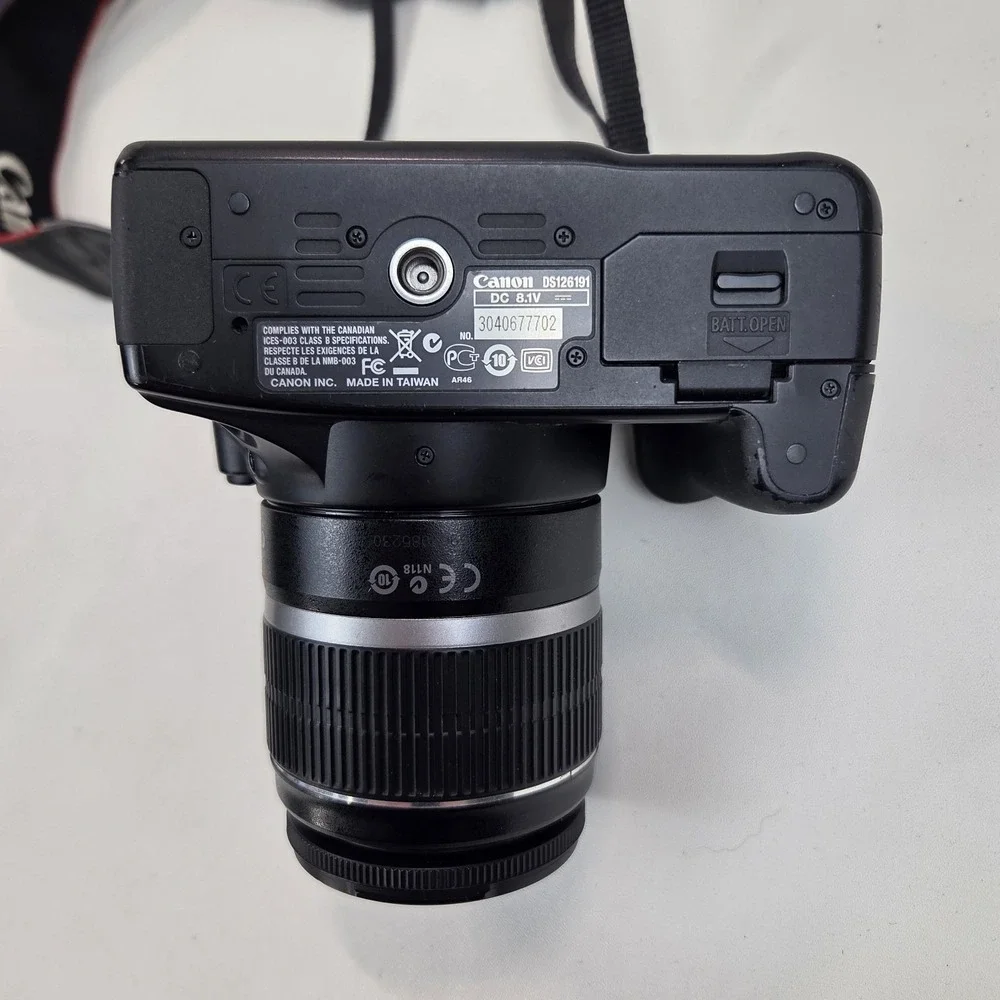 Canon EOS Rebel XS Digital SLR Camera w/18-55mm Lens Charger SD + Battery Tested - Picture 12 of 16